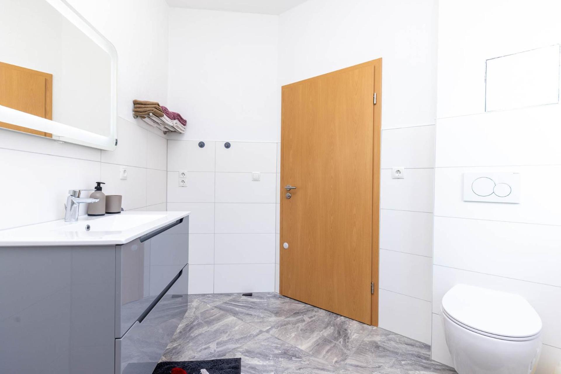 Neu I Ferienwohnung Jasmin Andernach Luaran gambar
